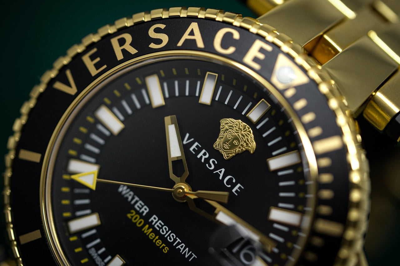 Versace V-Race Diver Gold Plated - Watches & Crystals